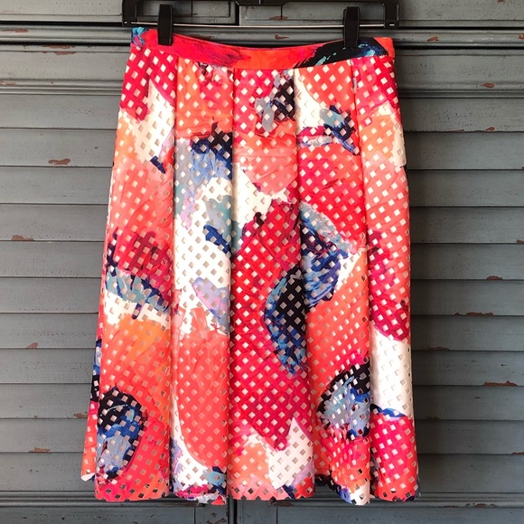 Trina Turk Poppy Perforated Skirt Floral - Picture 2 of 13